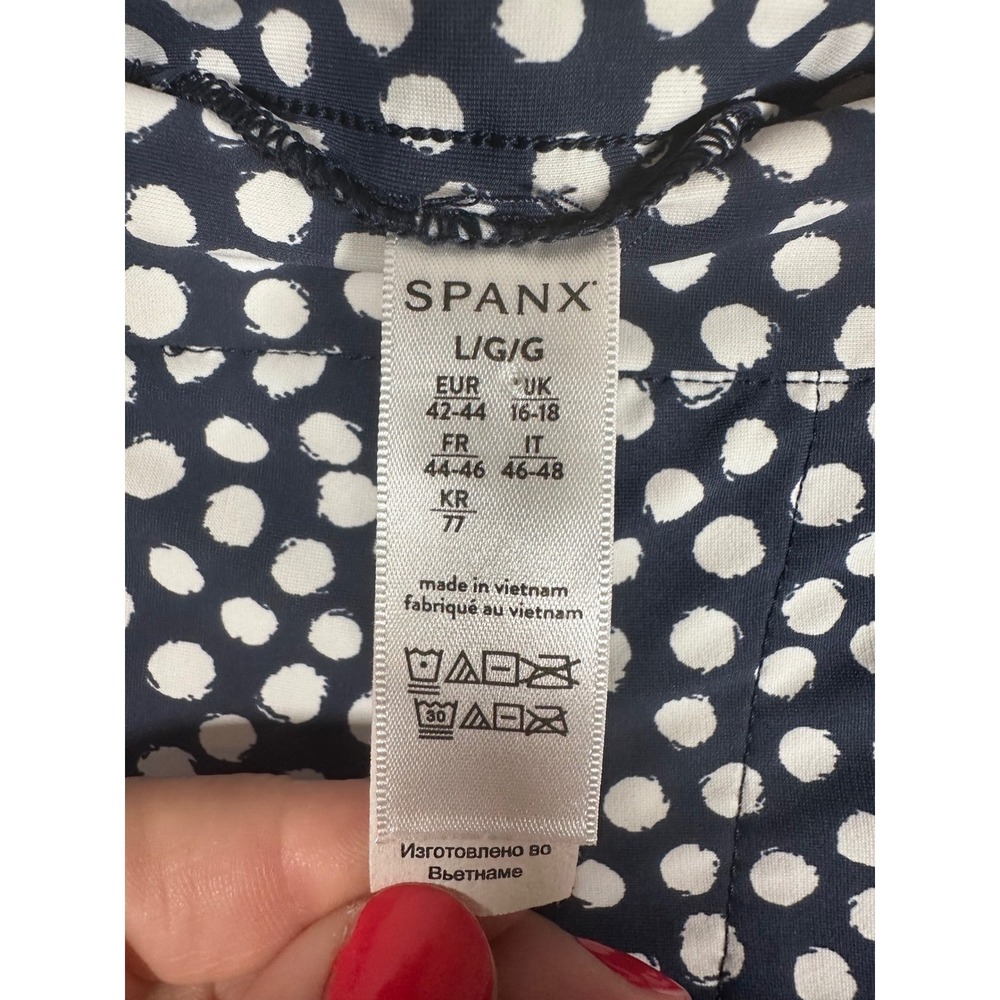 Spanx Sunshine Shorts Women Large Navy White Polka Dot Stretch Activewear Golf - Picture 5 of 7